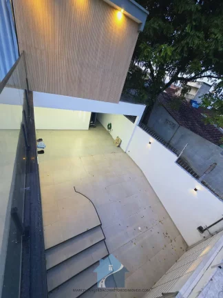 Imagem CASA NO PARQUE DAS PALMEIRAS - FLORES