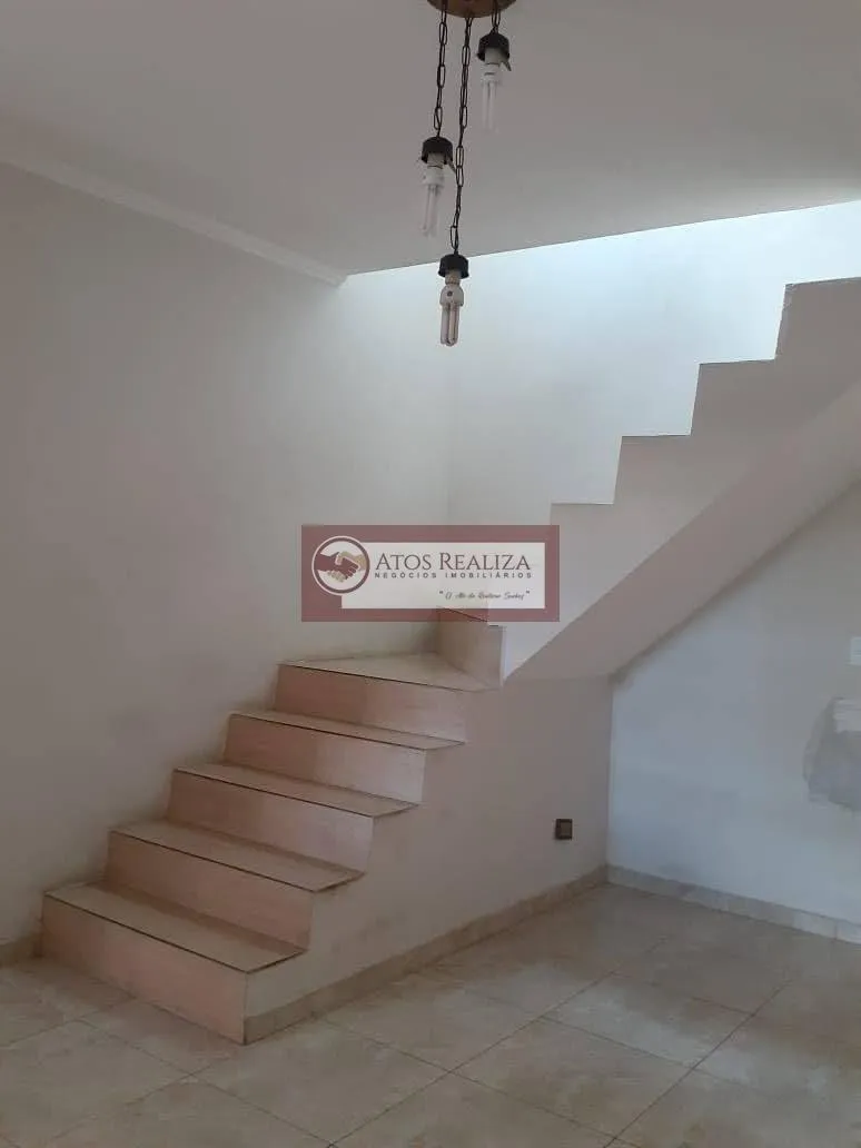 Imagem Assobradado em São João - Guarulhos: 3 dormitórios, 1 suíte, 210m² e R$ 580.000 para venda e locação