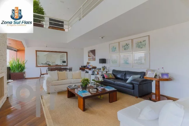 Imagem Cobertura à Venda Na Vila Andrade Com 4 Suítes, Espaço Gourmet e 4 Vagas