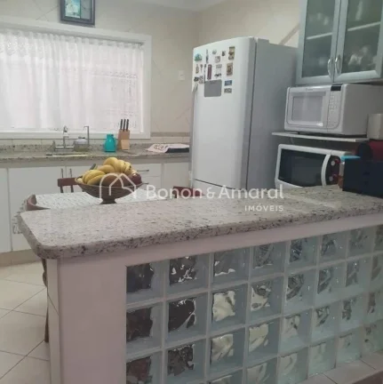 Imagem Linda casa à venda no Condomínio Mirante do Lenheiro, com 3 dormitórios, incluindo 1 suíte. Todo...