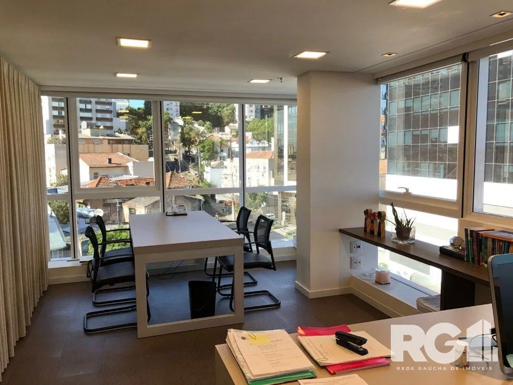 Imagem Sala para alugar totalmente mobiliada e decorada, 52 m² privativos divididos em 2 ambientes com vaga.