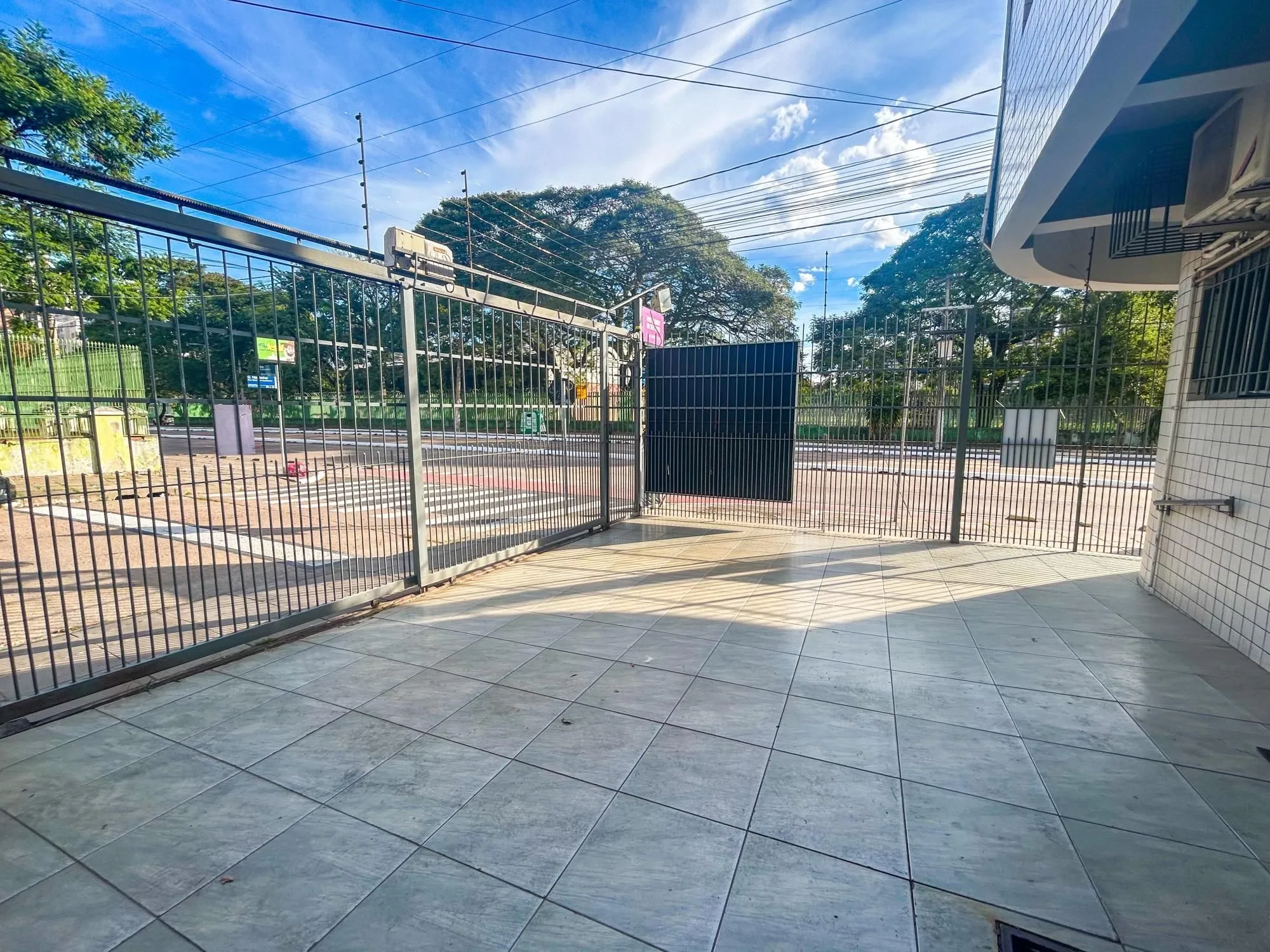 Imagem Ponto Comercial no Bairro Menino Deus.
