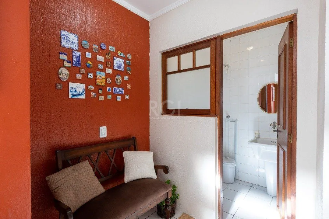 Imagem Casa Condominio para Venda - 225.18m², 3 dormitórios, sendo 1 suites, 2 vagas - Jardim Isabel