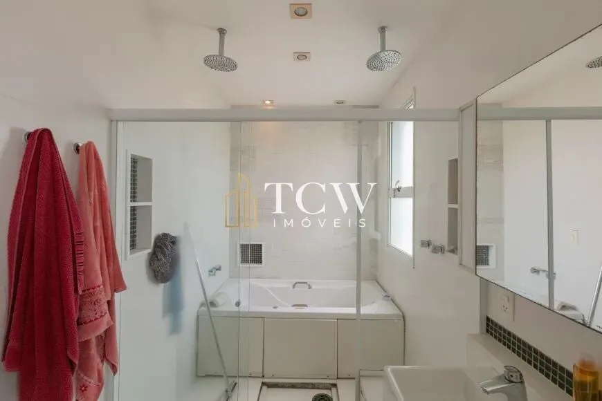 Imagem Apartamento 3 Suítes em Aclimação SP
