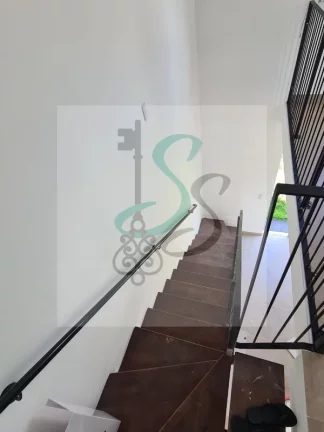Imagem Venda de casa no Balneário Tropical, Paulínia. Sobrado com 2 dormitórios sendo 1 suíte, 2 banheiros no andar superior e um lavado no piso térreo, 2