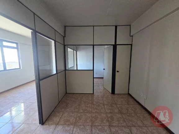 Imagem Sala para alugar, 38 m² por R$ 879,00/mês - Partenon - Porto Alegre/RS