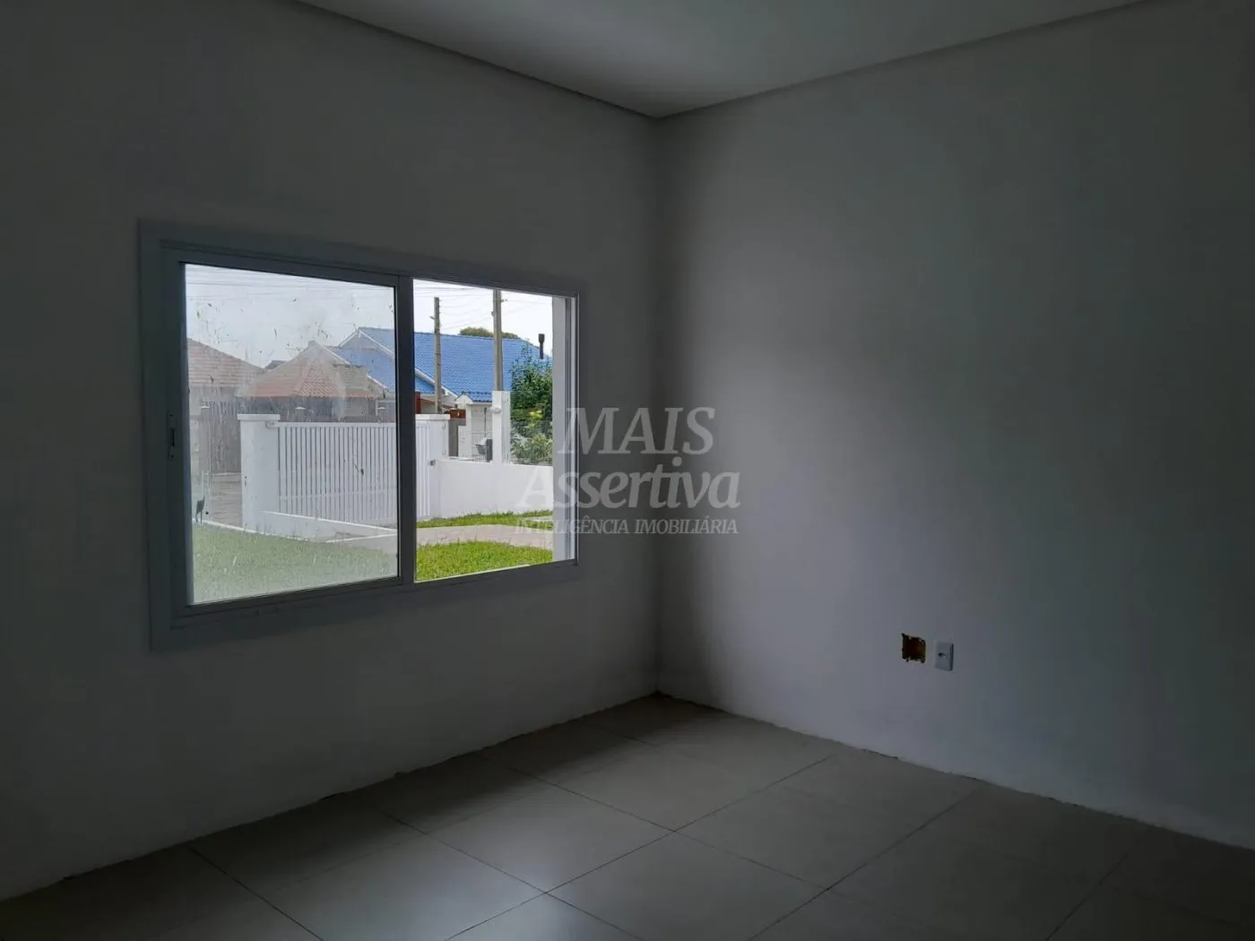 Imagem Excelente casa a venda localizada no centro de Tramandaí/RS - 2 dormitórios