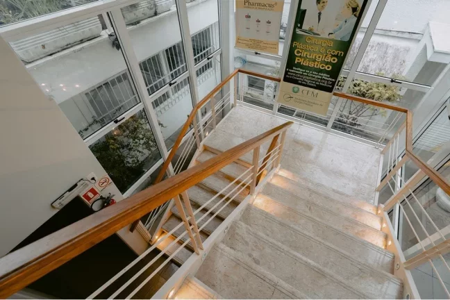 Imagem Edifício Comercial para venda no bairro Rio Branco em Porto Alegre