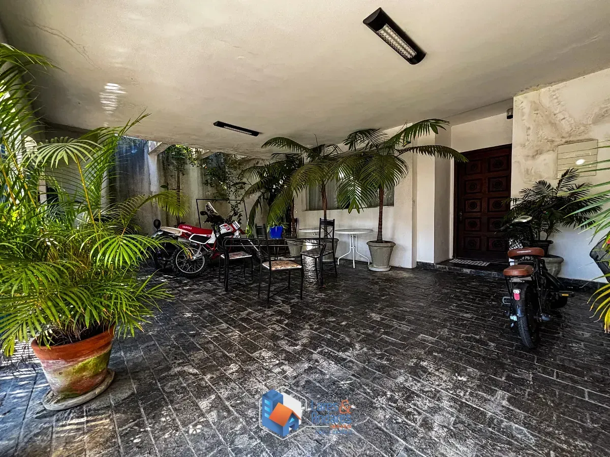 Imagem Sobrado para venda em Jardim Hípico com 3 quartos, sendo 1 suíte, 143m²
