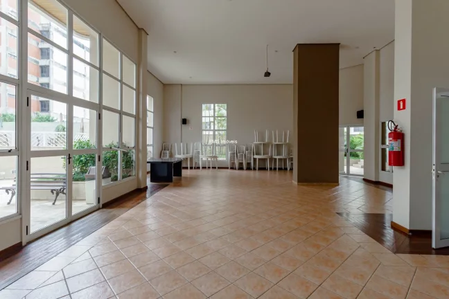 Imagem Apartamento à venda na Vila Romana, São Paulo-SP: 3 quartos, 1 suíte, 3 salas, 3 vagas de garagem!