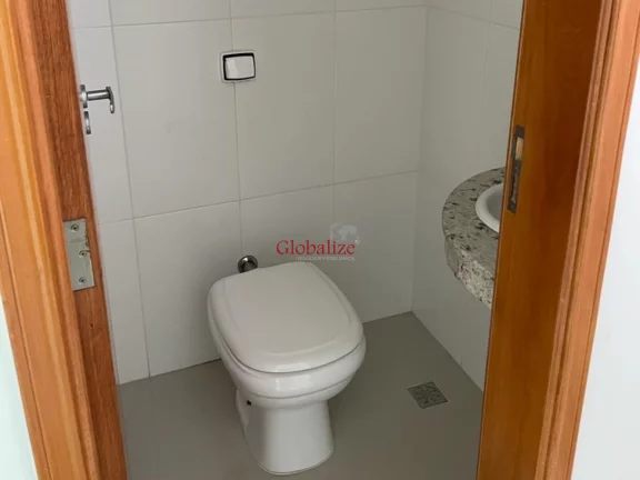 Imagem Sobreposta alta, no bairro Vila Belmiro, simplesmente maravilhosa.