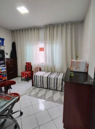 Imagem Casa com 4 dormitórios à venda, 180 m² por R$ 650.000,00 - Tupi - Praia Grande/SP