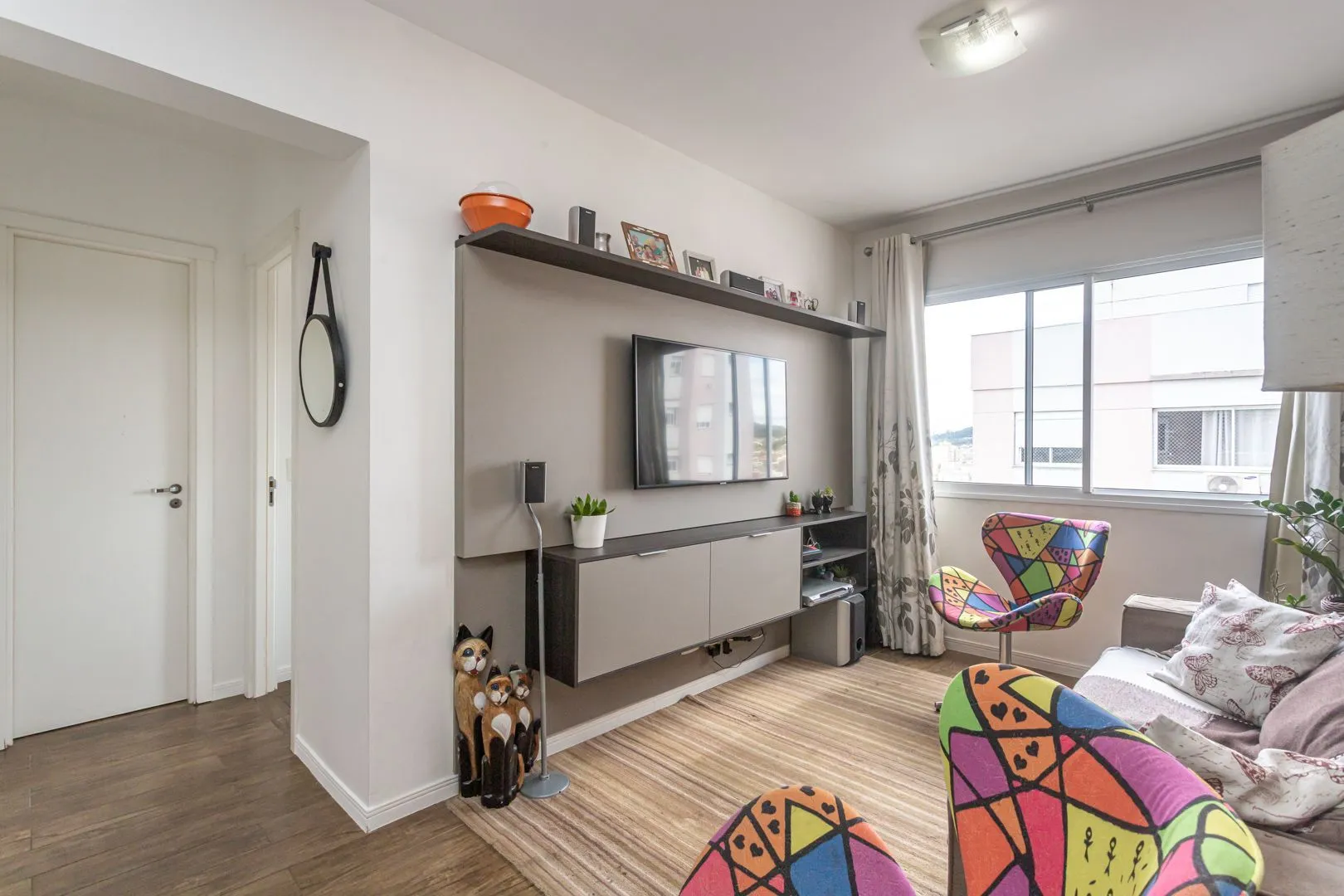 Imagem Apartamento para Venda - 50.98m², 2 dormitórios, 1 vaga - Partenon