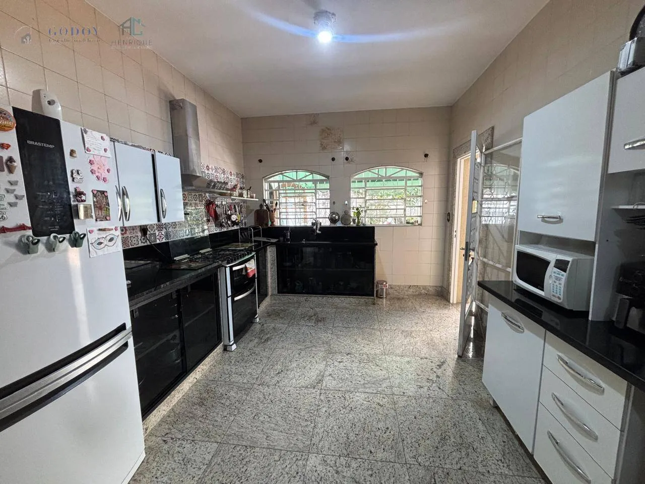 Imagem Casa Térrea no Jd Paraíba com 3 Suítes e Excelente Potencial de Investiment