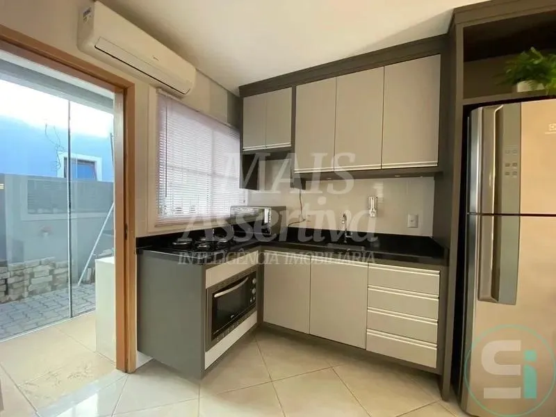 Imagem Casa com piscina para venda em Capão da Canoa