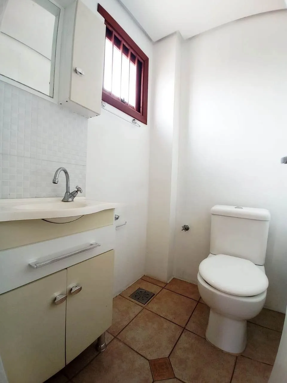 Imagem Casa em condomínio, 2 quartos, 1 vaga, bairro, 104m² Camaquã Porto Alegre