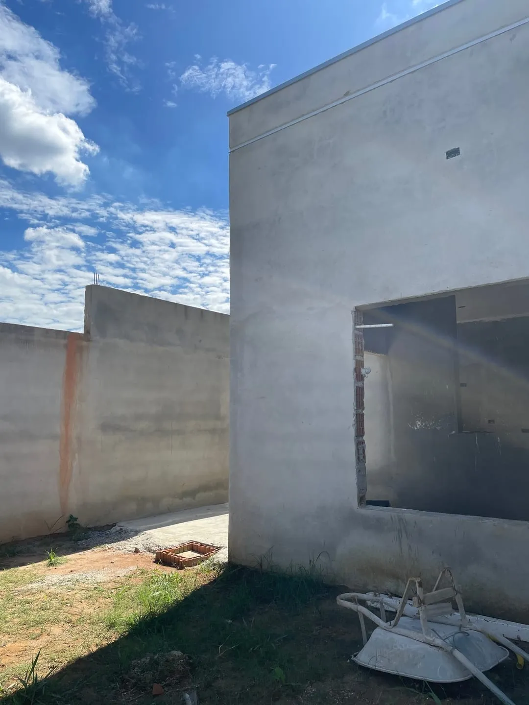 Imagem Casa à venda 2 Quartos, 1 Suite, 2 Vagas, 175M², Veredas, Pindamonhangaba - SP