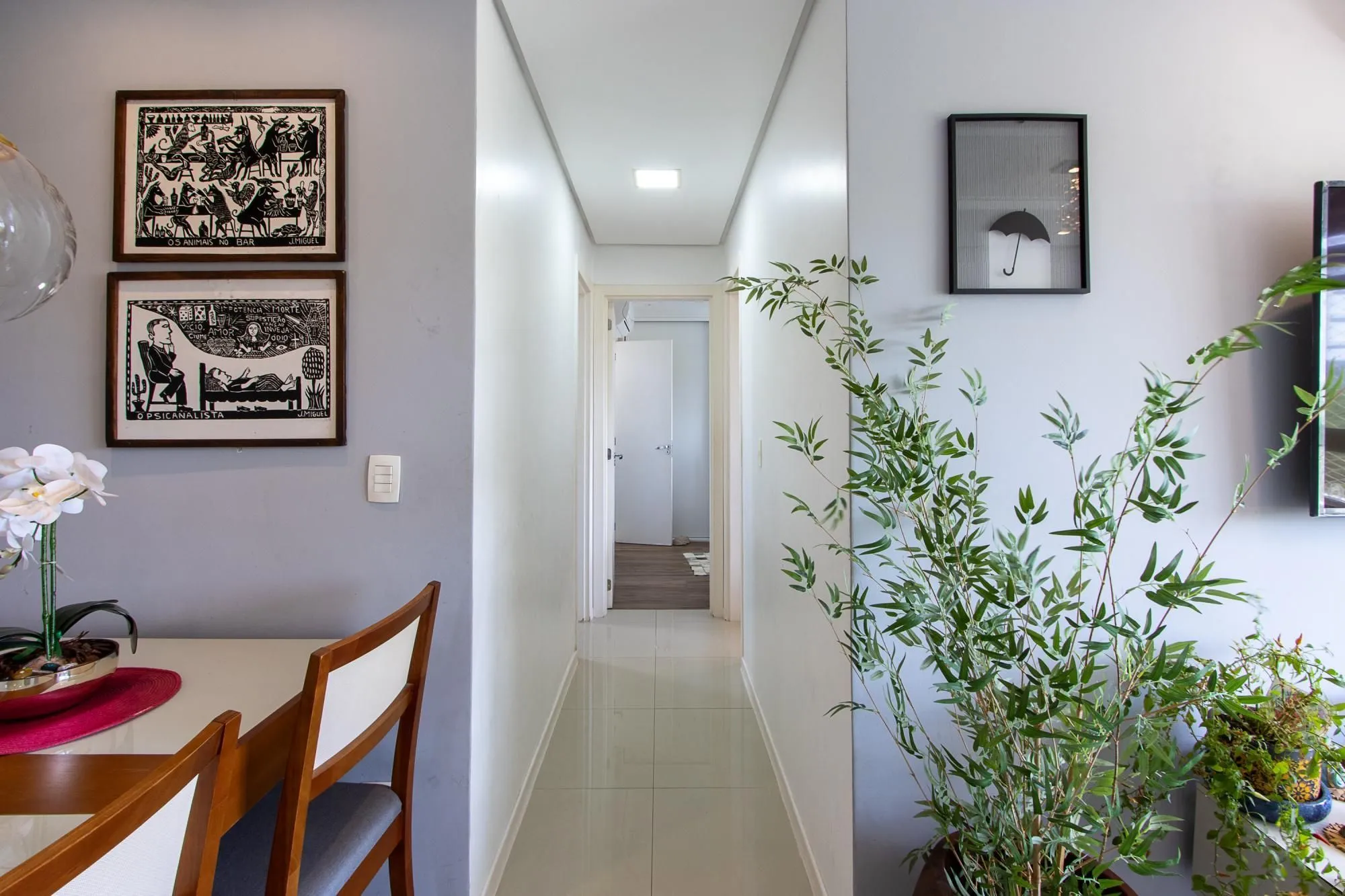 Imagem Apartamento MOBILIADO à venda - 2 dormitórios, suíte - Vista perene