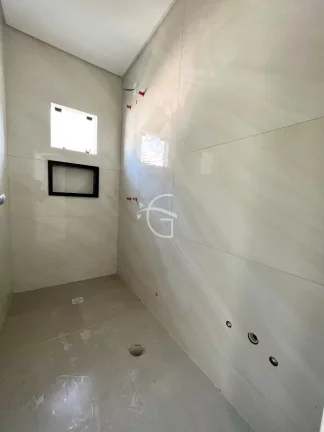 Imagem Lindo sobrado geminado em Condomínio Fechado em região arborizada do Bairro São Marcos.