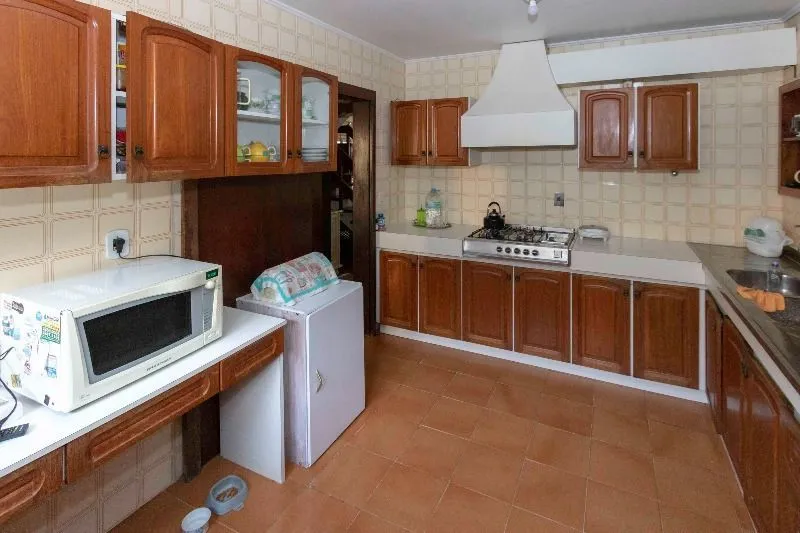 Imagem Casa para Venda - 420m², 5 dormitórios, sendo 2 suites, 6 vagas - Nonoai