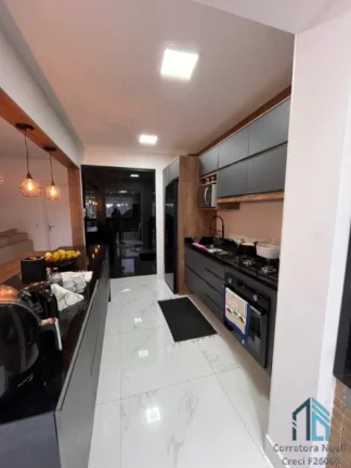 Imagem Apartamento com Ampla Sacada, Semi mobiliado, 02 quartos c/suíte em Curitiba PR