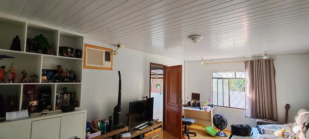Imagem Casa à venda em Cascavel, Santa Cruz - Portão eletrônico, Quintal, Rua Asfaltada