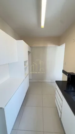 Imagem Imperdível: Apartamento à venda na Pituba, Salvador-BA, 3 quartos, 1 suíte, 110m², 2 vagas de garagem. Confira!