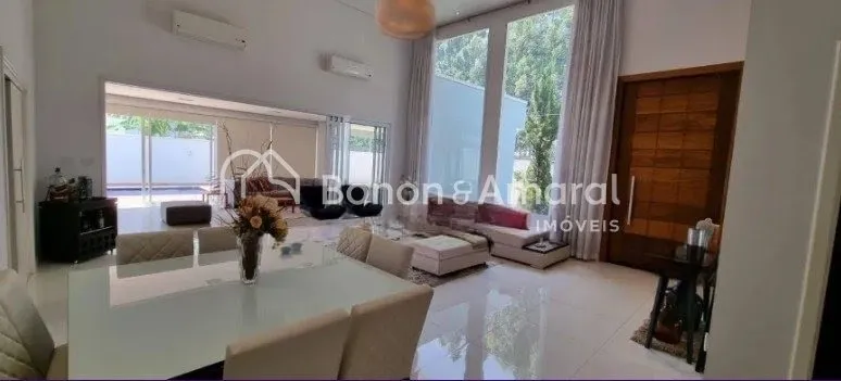 Imagem Casa à venda no Condomínio Athenas em Valinhos