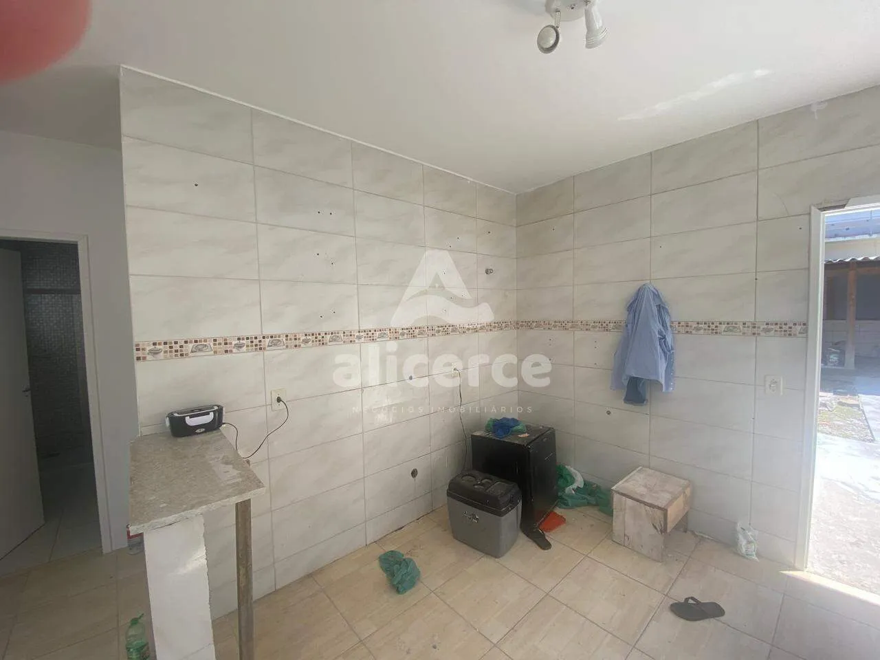 Imagem Casa completamente reformada pronta para morar, próximo a escola e comerçio