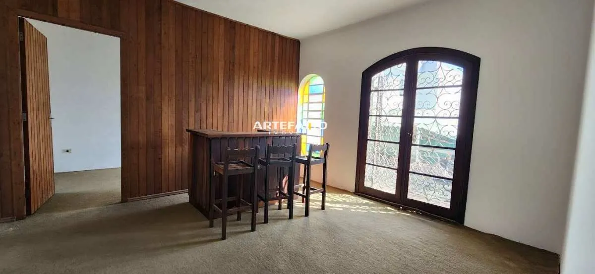 Imagem Casa à venda em Mogi das Cruzes, Vila Lavínia, com 3 quartos, 500m2