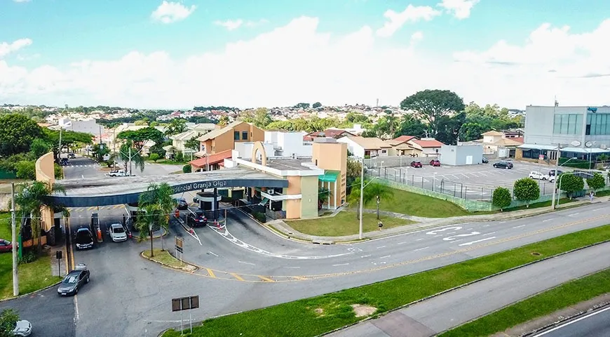 Imagem Excelente Sobrado no Residencial Granja Olga 1