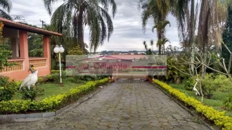 Imagem Chácara à venda com 5000 m2 dentro da cidade - próximo do comércio