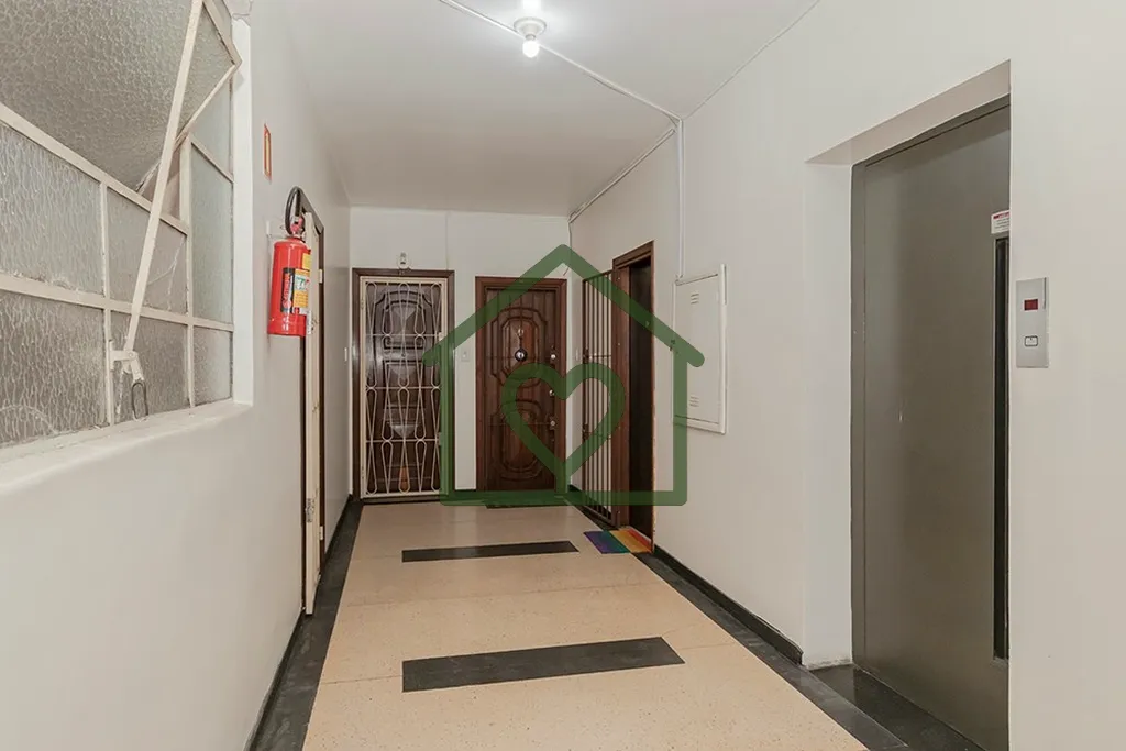 Imagem Descubra o encanto deste apartamento para venda, localizado em uma das regiões mais vibrantes de Po...