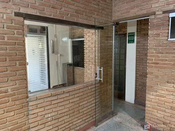 Imagem Ponto Comercial para Locação em Patos de Minas - 3 Salas, Ideal para Comércio
