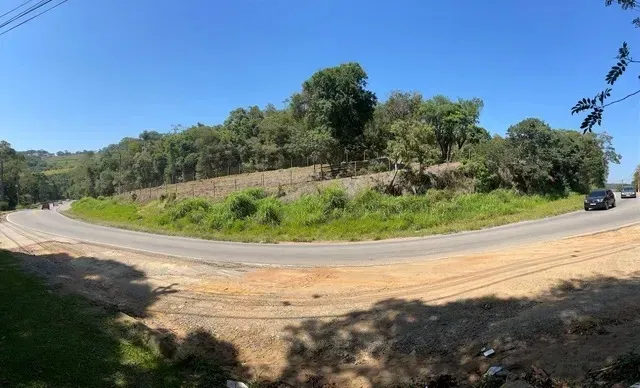 Foto do imóvel Terreno com 1.700m² à venda em Ressacada, Piedade - SP