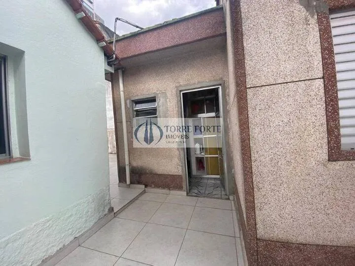 Imagem Bela casa 3 dormitórios 2 banheiros e 5 vagas no Tatuapé