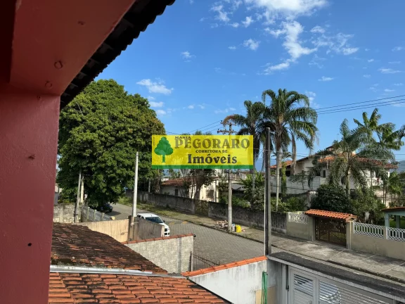 Imagem Sobrado à venda na Praia do Porto Novo em Caraguatatuba-SP: 2 quartos, 1 sala, 2 banheiros, 1 vaga de garagem, 95,00 m².