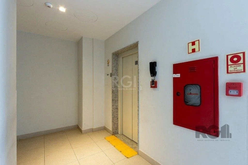 Imagem Apartamento no Humaitá de 2 dormitórios, infra e vaga