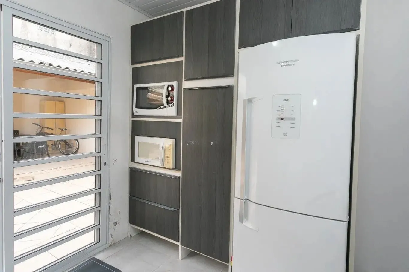 Imagem Casa com 2 dormitórios à venda em Partenon, Porto Alegre