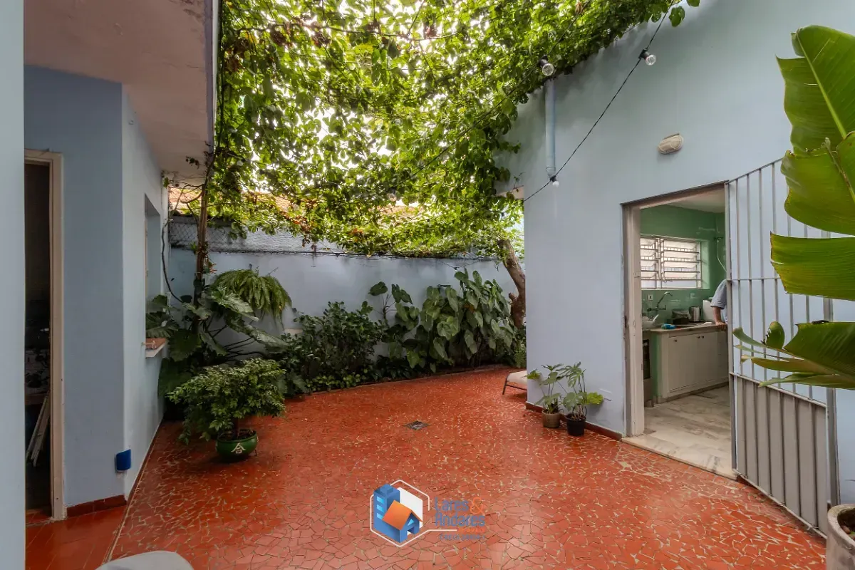 Imagem Sobrado para venda em Vila Clementino com 3 quartos, sendo 1 suíte, 161m²