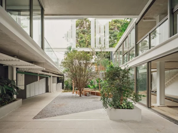 Imagem Prédio comercial com 2590m² na Vila Nova Conceição.