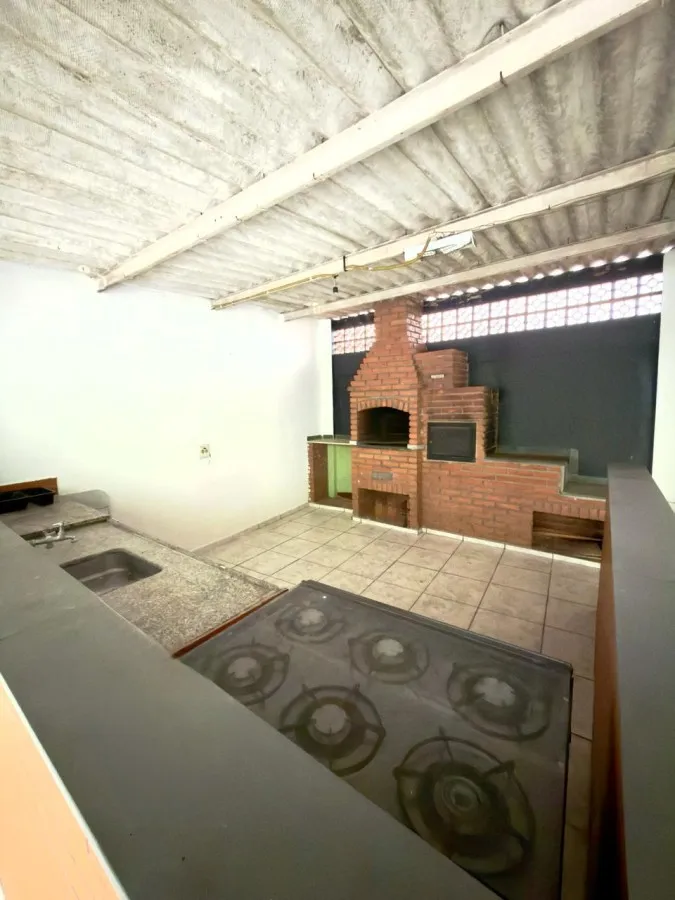 Imagem Casa para Venda em Santo André, Vila Vitória, 3 dormitórios, 1 suíte, 3 banheiros, 8 vagas