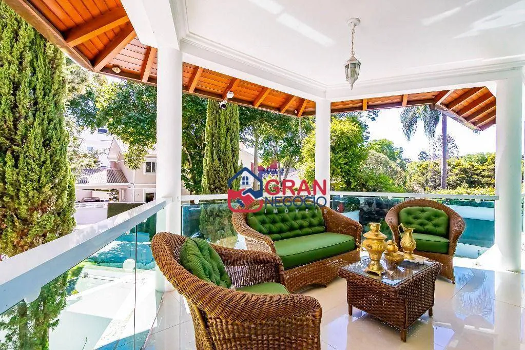 Imagem Casa em condomínio à venda, 4 suítes e 7 vagas