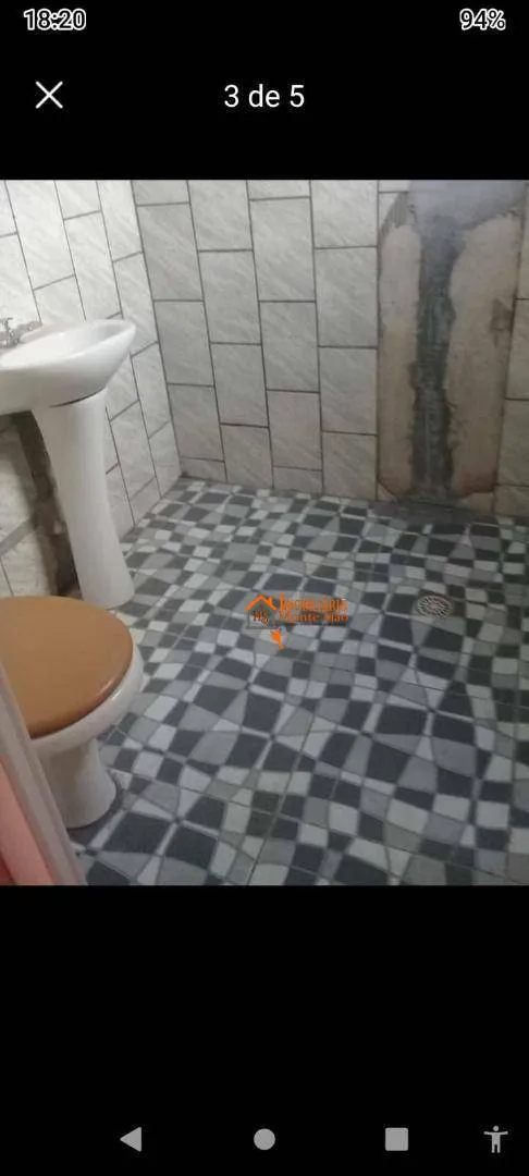 Imagem Sobrado com 4 dormitórios à venda, 250 m² por R$ 315.000,00 - Jardim Santa Paula - Guarulhos/SP
