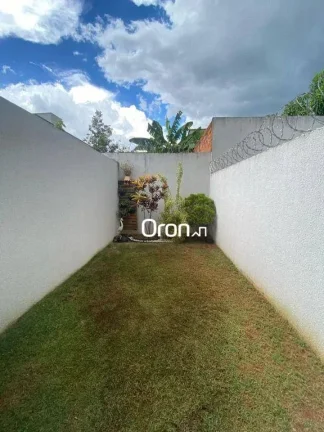Imagem Sobrado à venda, 82 m² por R$ 345.000,00 - Jardim São José - Goiânia/GO