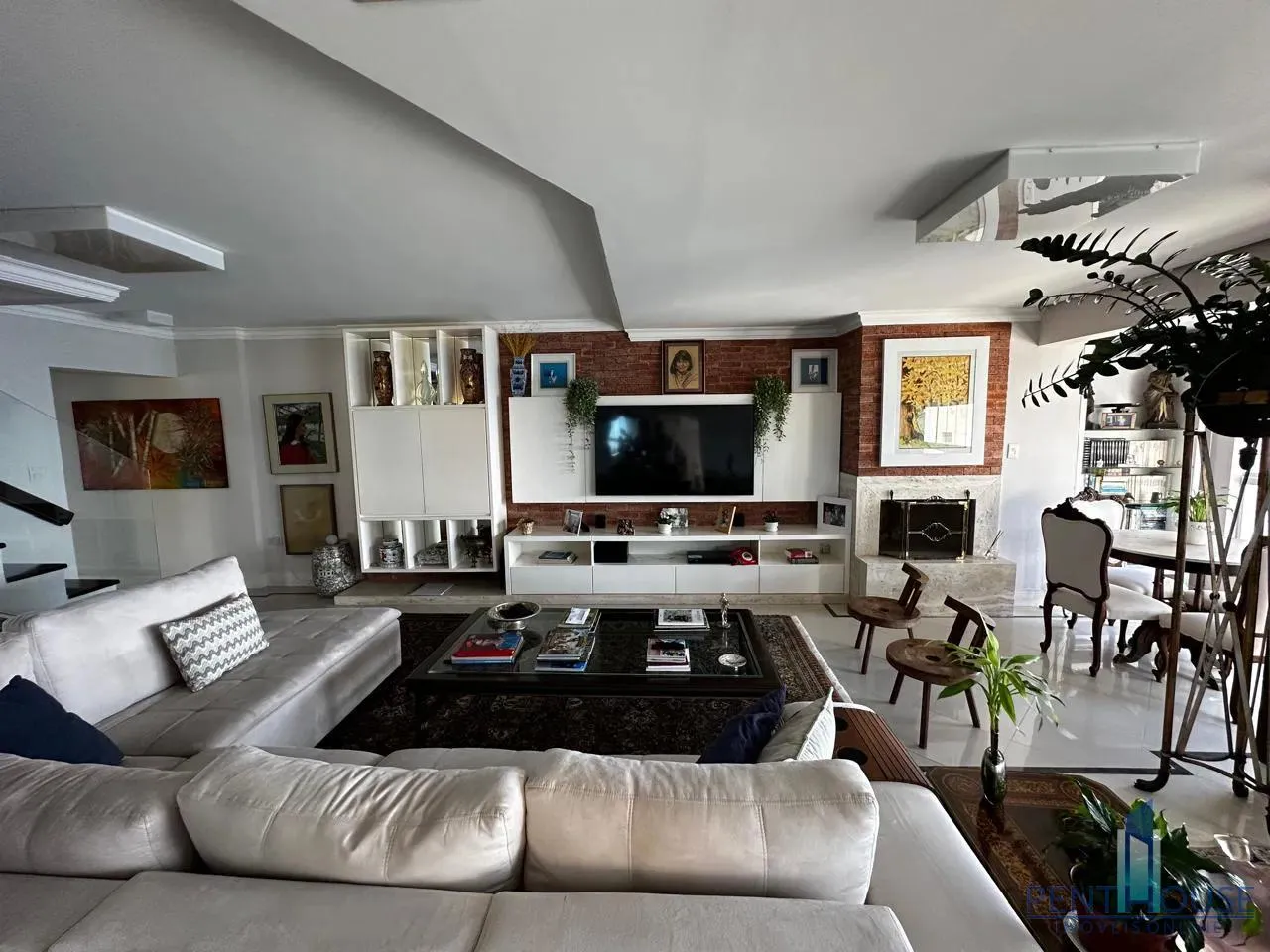 Imagem Apartamento Frente Mar para Venda em Balneário Camboriú, CENTRO, 4 dormitórios, 4 suítes, 5 banheiros, 3 vagas