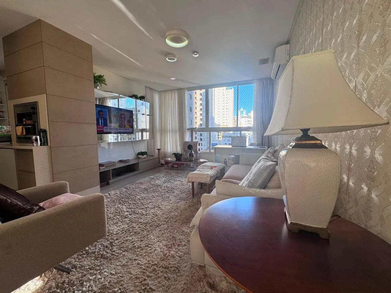 Imagem Apartamento à venda com 192.4m2 por R$ 2.400.000,00
