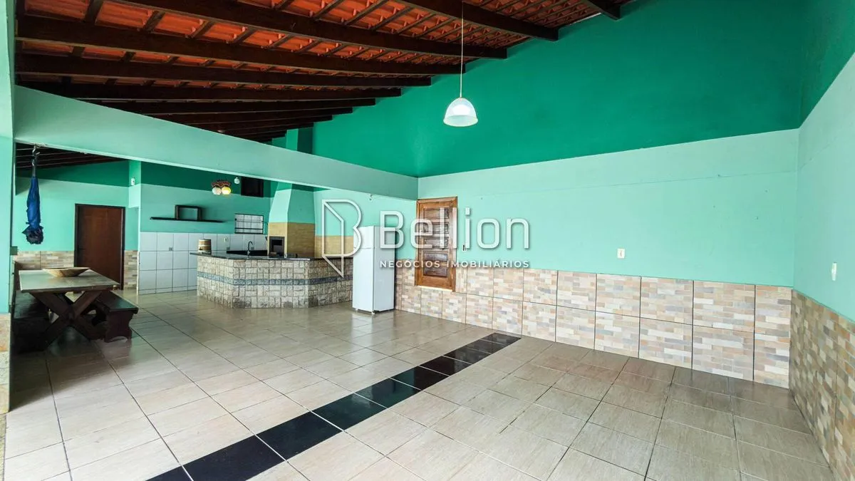 Imagem Casa de 1 suíte + 3 quartos e com área de festas no bairro das Nações em Indaial!