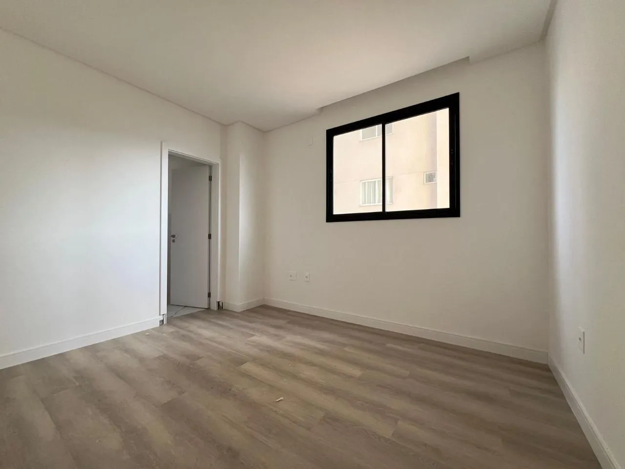 Imagem Apartamento à venda com 117m2 por R$ 1.860.000,00