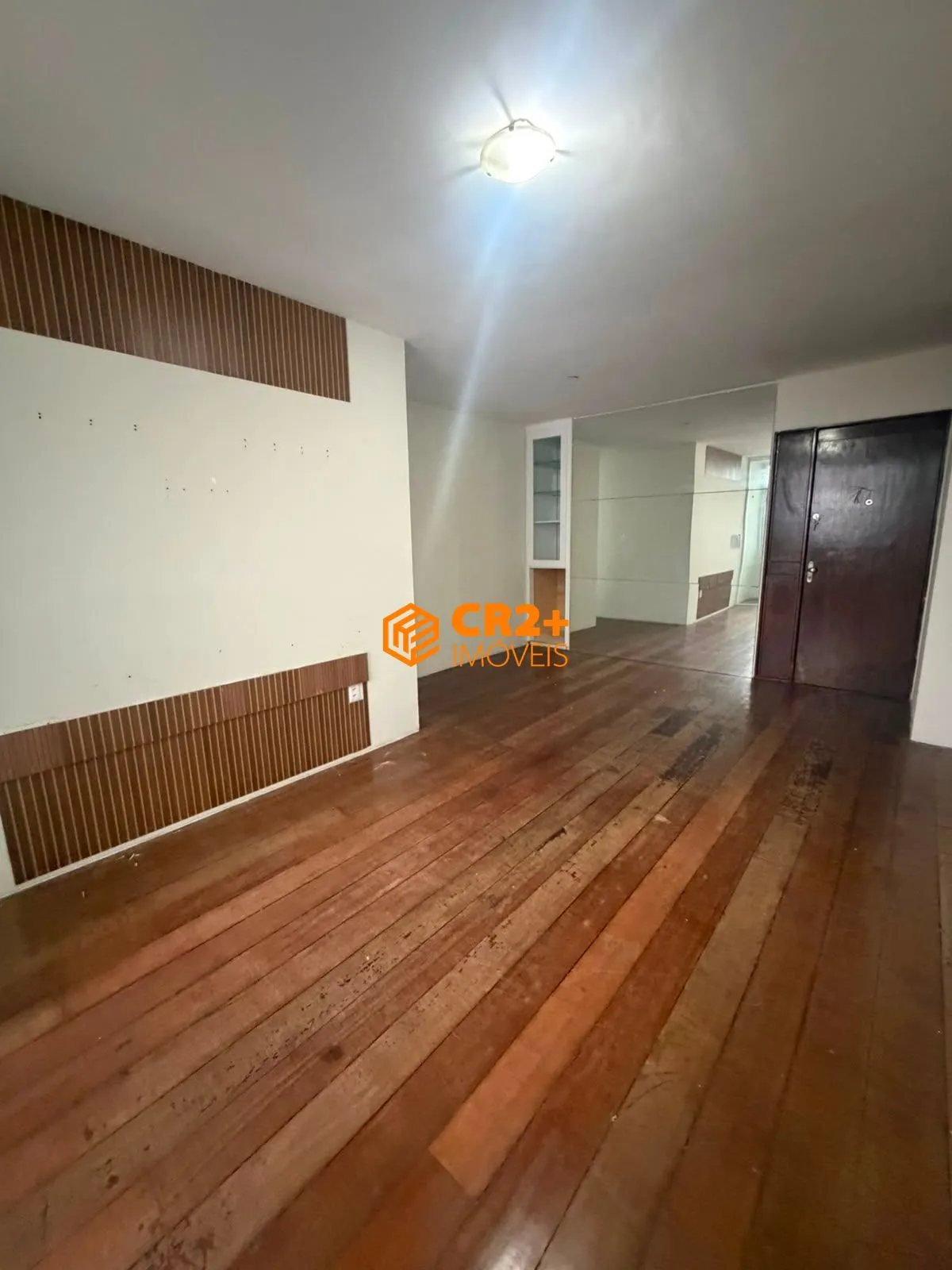 Imagem Apartamento reformado com 2 quartos , suite , varanda e piscina em Boa Viagem